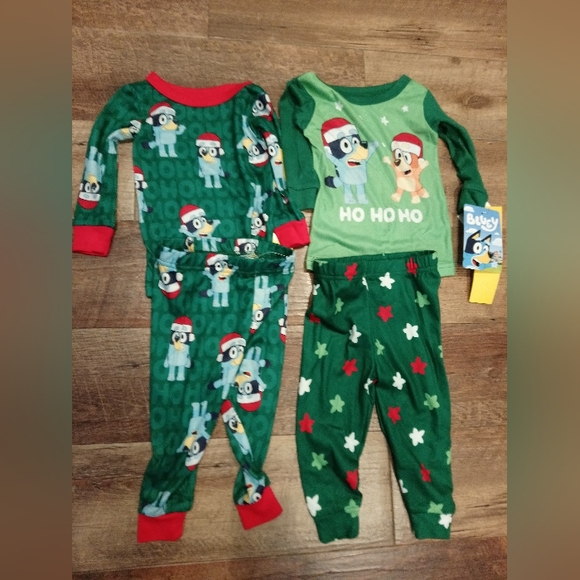 Other - Bluey Christmas 2 pc pajamas. (18 Months)